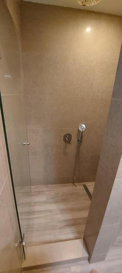 Promenada Nikitiアパートメント エクステリア 写真